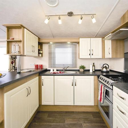 Hotel Lakeside Holiday Park Burnham-on-Sea Exterior foto